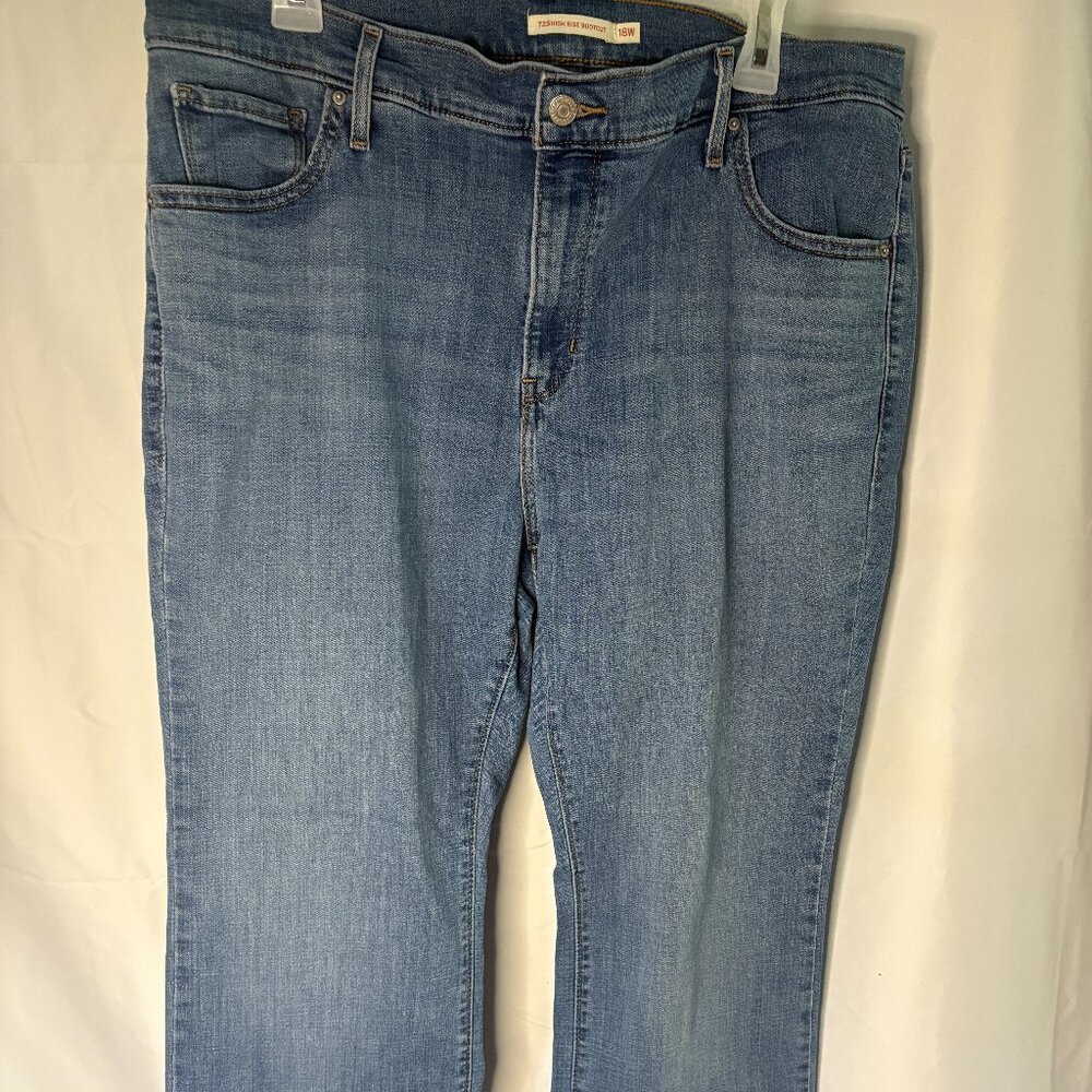 Levi's 725 High Rise Bootcut Blue Jeans Women's- Size18W